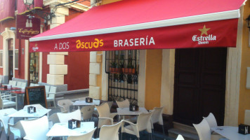 A Dos Ascuas Braseria inside