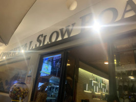 Slow Boat Sl. inside