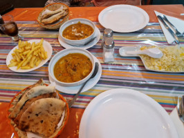 Tandoori Palace food