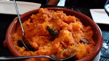 Pinchos Udaberri food