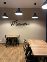 Pizzeria Maivan inside