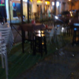 Las Tapitas De Stuart inside