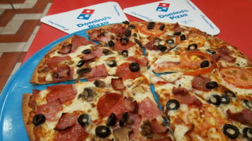 Domino's Pizza Sta. Barbara food