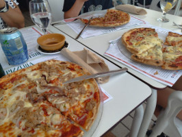 Pizzeria Gianni food