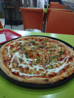 Gust Kebab Y Pizza Artigues Llefia food