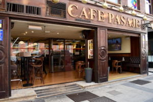 Cafe Pasaje Leon outside