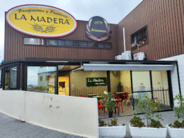 La Madera Panaderia Y Pasteleria Artesanal food