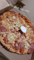 Domino's Pizza Hellin food