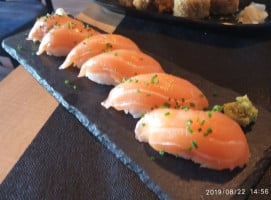 Sushi Umami food
