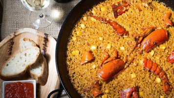 Los Arroces De Guillermo food