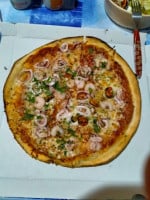 Pizzeria Italia food