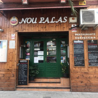 Nou Palas outside