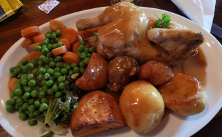 The Rising Sun Comida