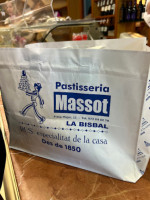 Pastisseria Massot food