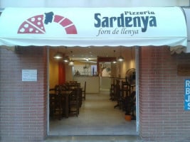 Pizzeria Sardenya Forn De Llenya outside