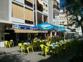 Heladeria Cafeteria Toni food