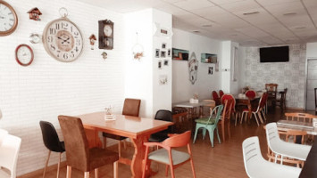 Cafe Ronda C inside