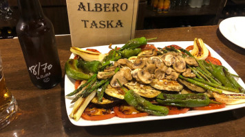 El Albero Tapas food