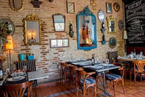 La Tertulia food