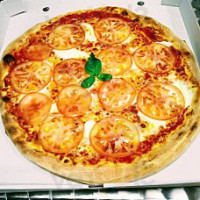 Pizzafari food