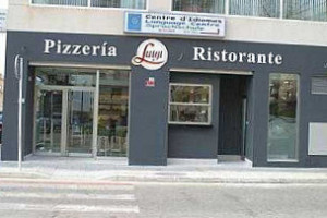 Luigi Pizzeria outside