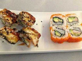Tiquismiquis Gastrobar Sushi food