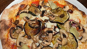 Gnocca Pizzeria food