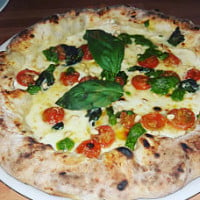 Pizzeria Amadeo Di Napoli food