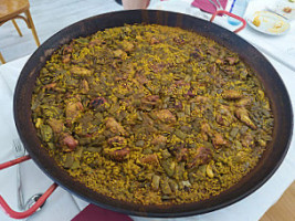 San Miguel Naquera food
