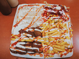 Kebab El Yaaqoubi food