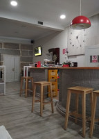 El Cafe De Alix inside