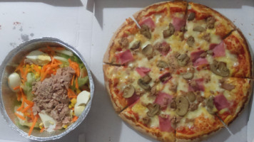 Pizzeria Manila food