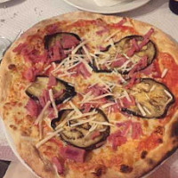 Trattoria Pizzeria Da Pietro food