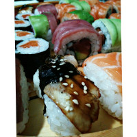 Nigishi Sushi food