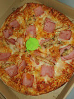 Maxpizza food