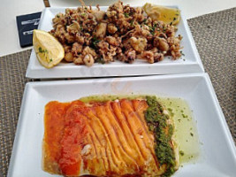 Bollullo Beach food