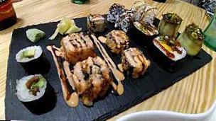 La Cantina Tapas Y Sushi food
