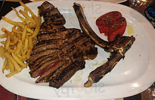 Grill Los Meseros food