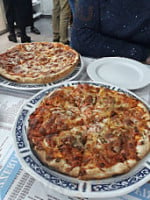 Pizzeria Varini food