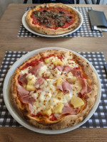 Pizzeria Pompei food