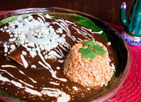 La Chilanga Antojitos Mexicanos Sl food