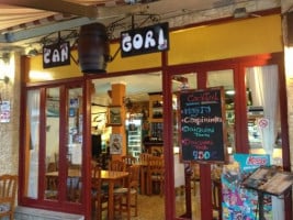 Bodega Ca'n Gori food