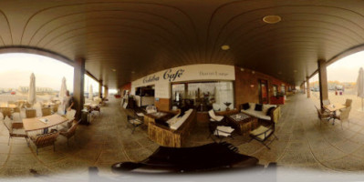 Cohiba Cafe inside