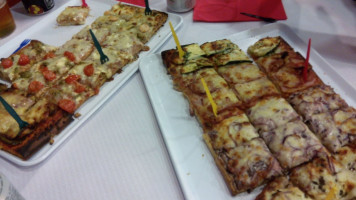 Verona Pizza food