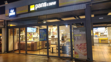 Pans Company Gran Via Pedrosa outside