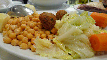 Taberna De La Daniela Bernabeu food