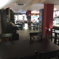 Unic Cafe-lounge inside