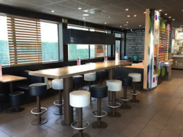 Mcdonald's Tarragona inside