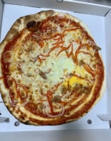 Pizzeria Diabola food