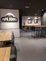 Papa John's Pizza Sanchinarro inside